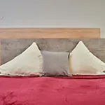 Zur Allacher Muehle Guest house